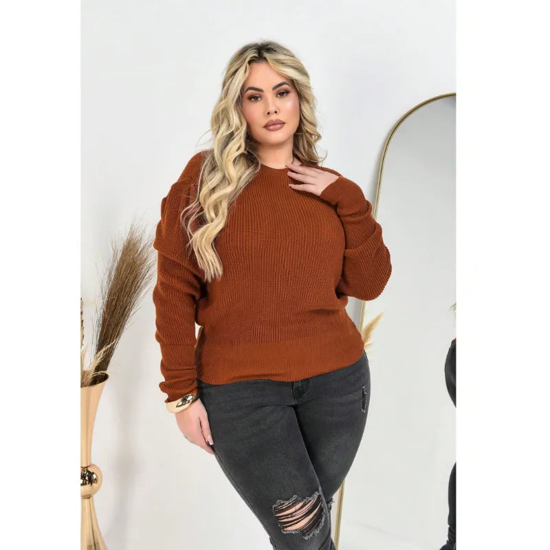 Blusa suéter tricô plus size ferrugem com manga bufante princesa e gola redonda.