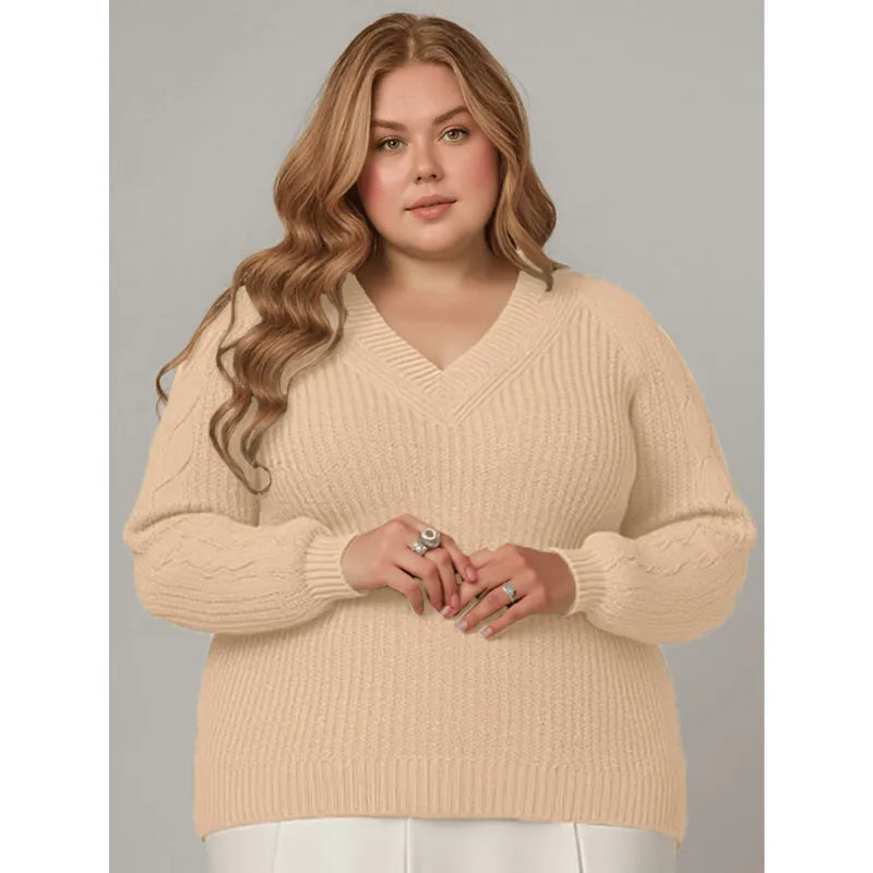 Blusa suéter plus size feminina verde militar em tricô com gola V e manga longa.
