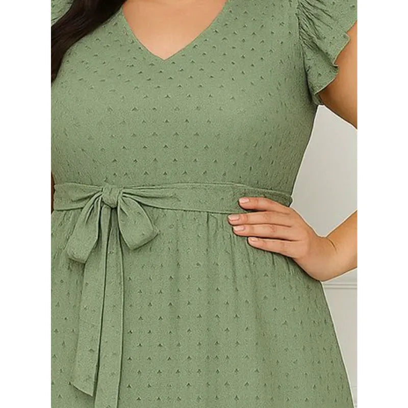 Vestido max midi plus size verde oliva em malha laise com cinto feminino.