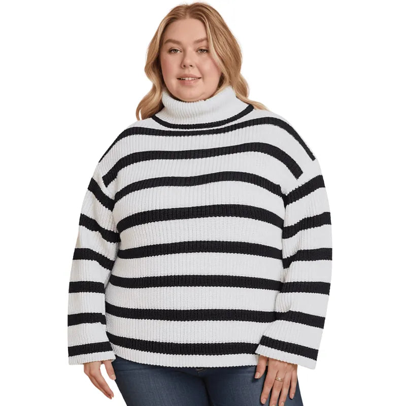 Blusa tricô plus size listrada com gola alta.