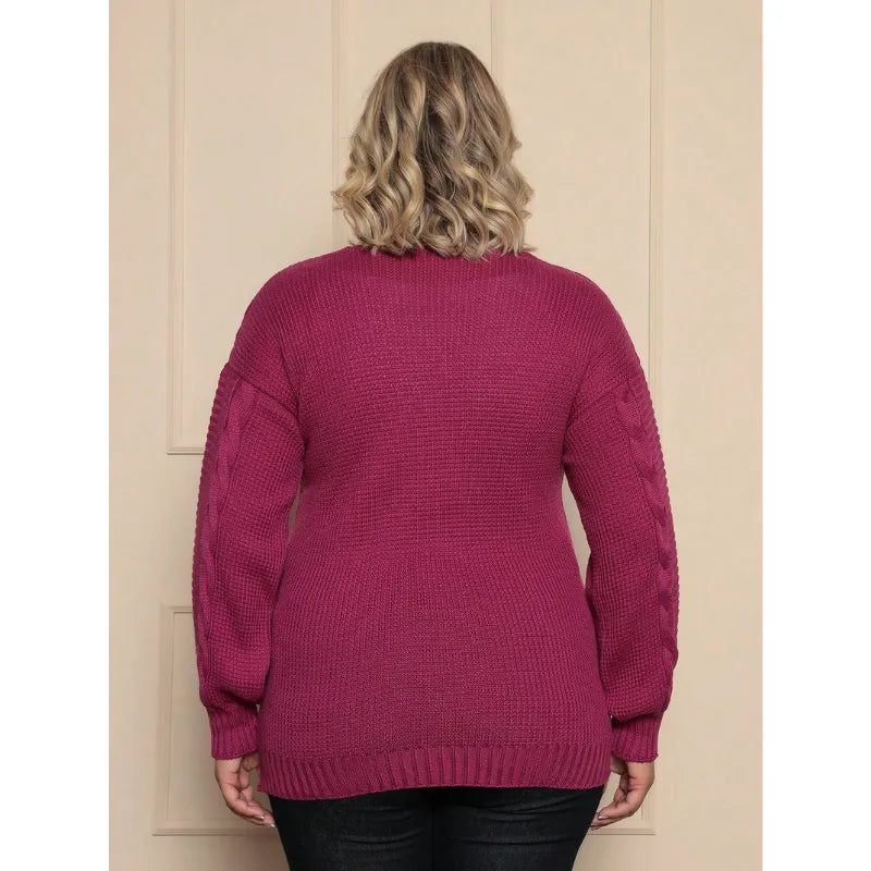 Casaco suéter plus size feminino roxo com botão trançado oversized.