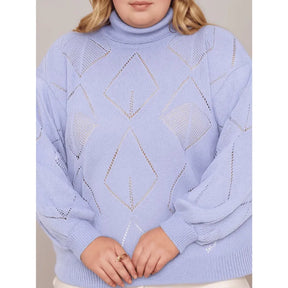 Blusa tricô feminina plus size lilás com gola alta e manga bufante.