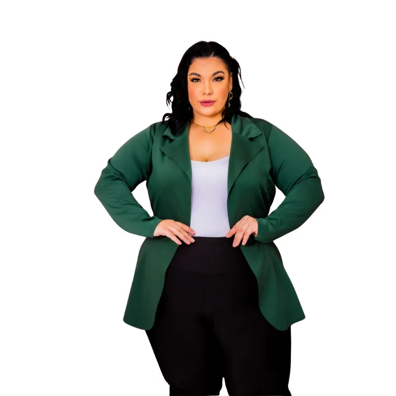 Blazer maxi alfaiataria plus size verde escuro acinturado feminino.