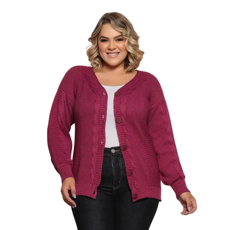 Casaco suéter plus size feminino roxo com botão trançado oversized.
