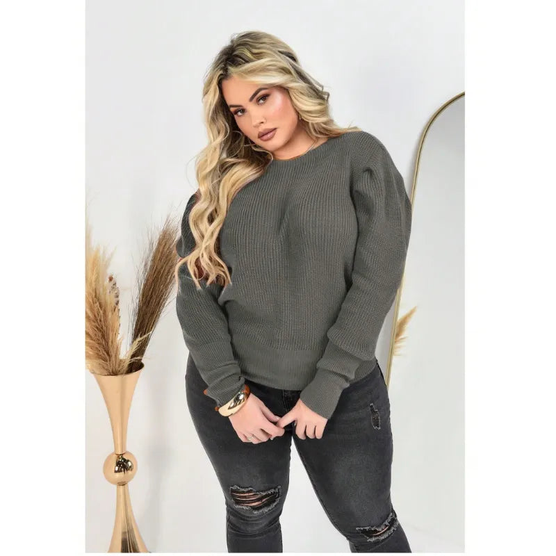 Blusa suéter tricô plus size ferrugem com manga bufante princesa e gola redonda.