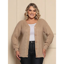 Casaco suéter plus size feminino roxo com botão trançado oversized.