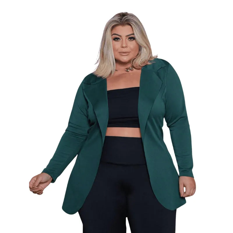 Blazer plus size verde militar feminino casual com manga longa.
