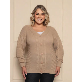Casaco suéter plus size feminino roxo com botão trançado oversized.